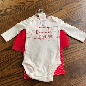 NWT 3M baby girl Christmas outfit with tutu pants